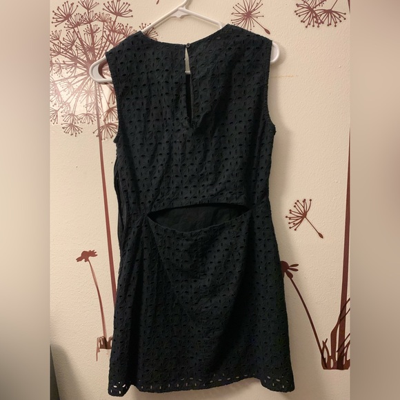 Mini dress - Picture 2 of 2